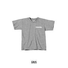 Load image into Gallery viewer, FARMR. Kids shirt met kleine witte volle letters
