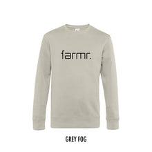 Load image into Gallery viewer, FARMR. Pastel Sweater met zwart slim logo
