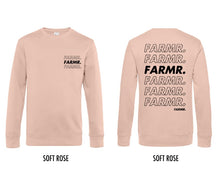 Afbeelding in Gallery-weergave laden, FARMR. Pastel Sweater met zwart cursief logo
