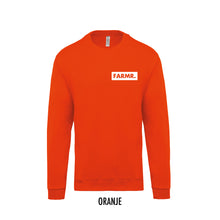 Load image into Gallery viewer, FARMR. Kids sweater met klein wit block logo
