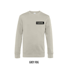 Afbeelding in Gallery-weergave laden, FARMR. Pastel Sweater met klein zwart block logo
