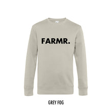 Load image into Gallery viewer, FARMR. Pastel Sweater met grote zwarte volle letters
