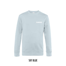 Load image into Gallery viewer, FARMR. Pastel Sweater met kleine witte volle letters
