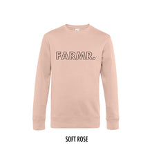 Load image into Gallery viewer, FARMR. Pastel Sweater met grote zwarte open letters
