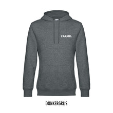 Afbeelding in Gallery-weergave laden, FARMR. Basic Hoodie met kleine witte volle letters
